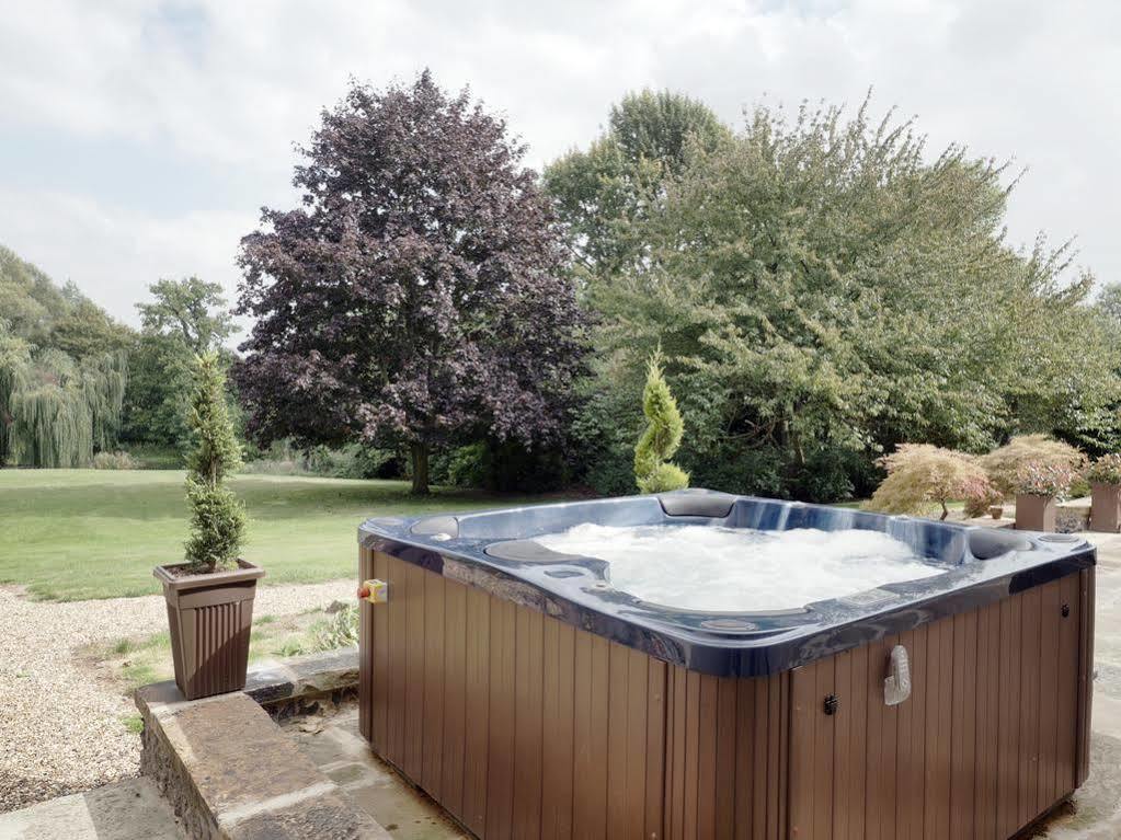 That Amazing Place Bed & Breakfast Harlow Exterior foto
